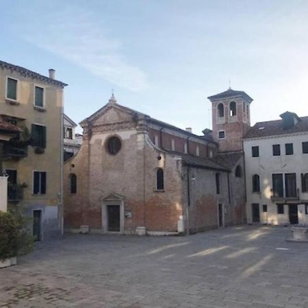 Appartamento Tipico Con Corte Privata Venedig Exteriör bild